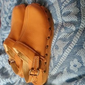 Earth Kalso Negative Heel Leather Clog Shoes 7 NWOB